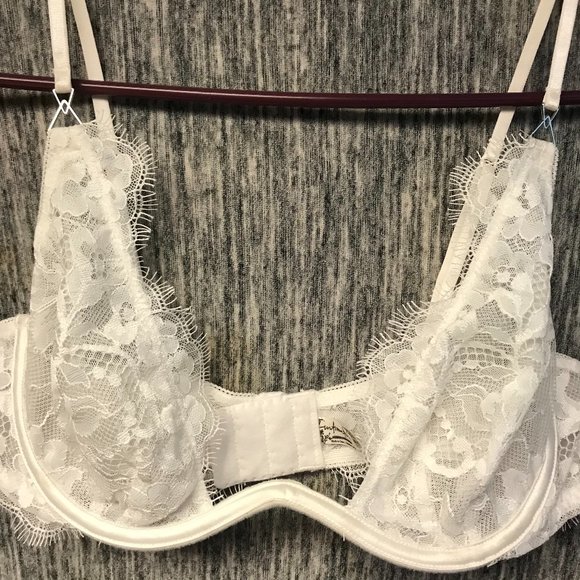 Free People Other - Free People White Lace Underwire Plunge Bra